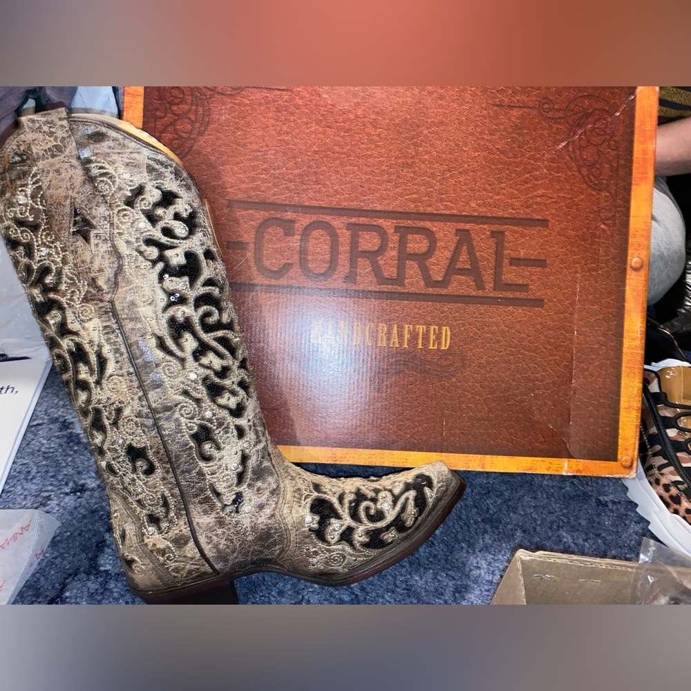 Corral Boots (NEW)